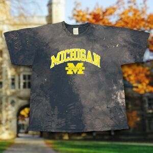Vintage Y2K Gildan T-Shirt University of Michigan Tie-Dye Bleached College Sz XL